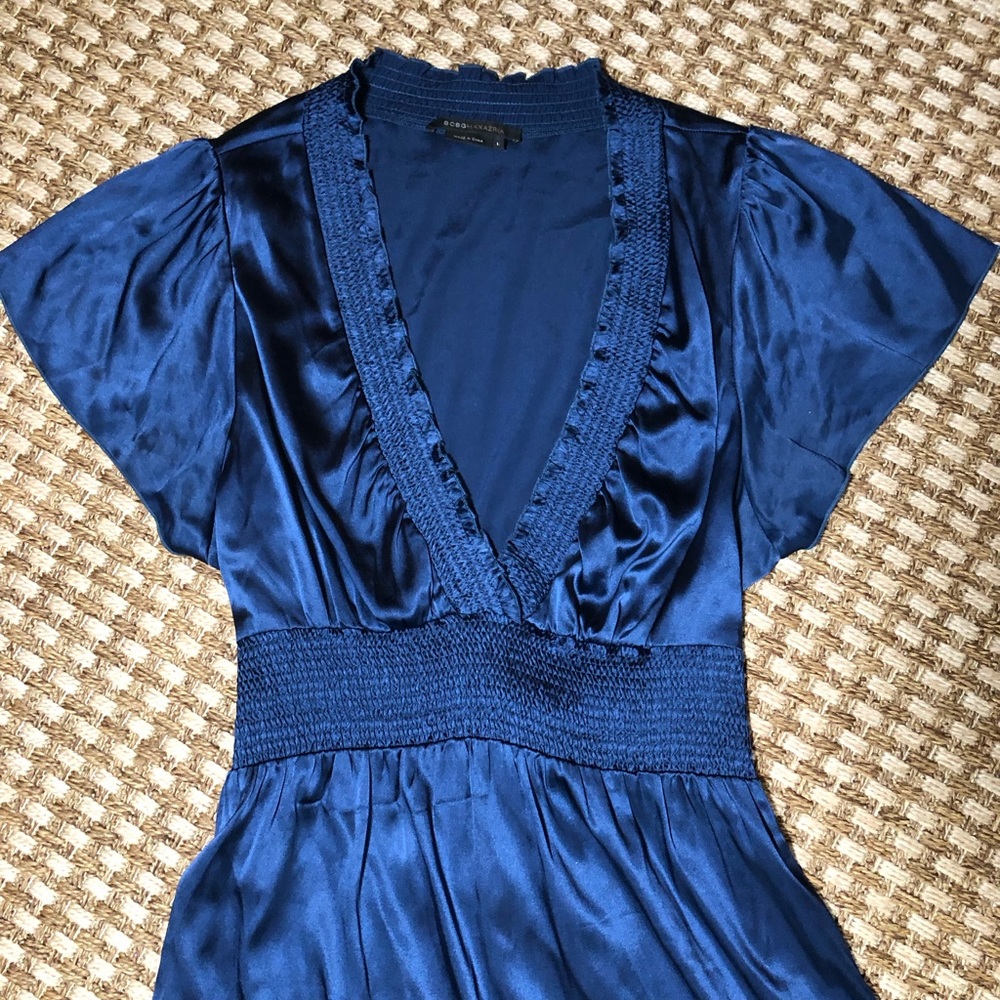 BCBG Maxazria Women’s Size Large Blue Silk Knee Length Dress - Picture 2 of 6